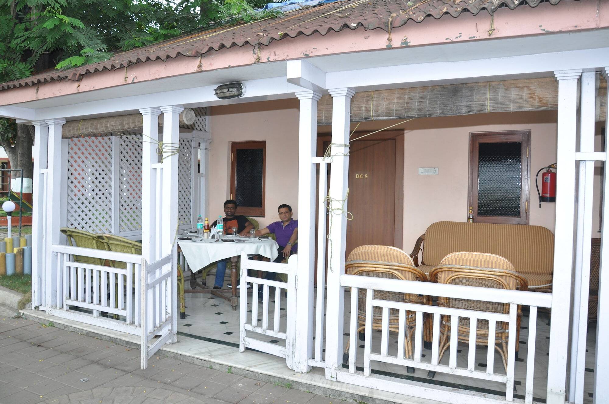 Turf Club House Otel Pune Dış mekan fotoğraf