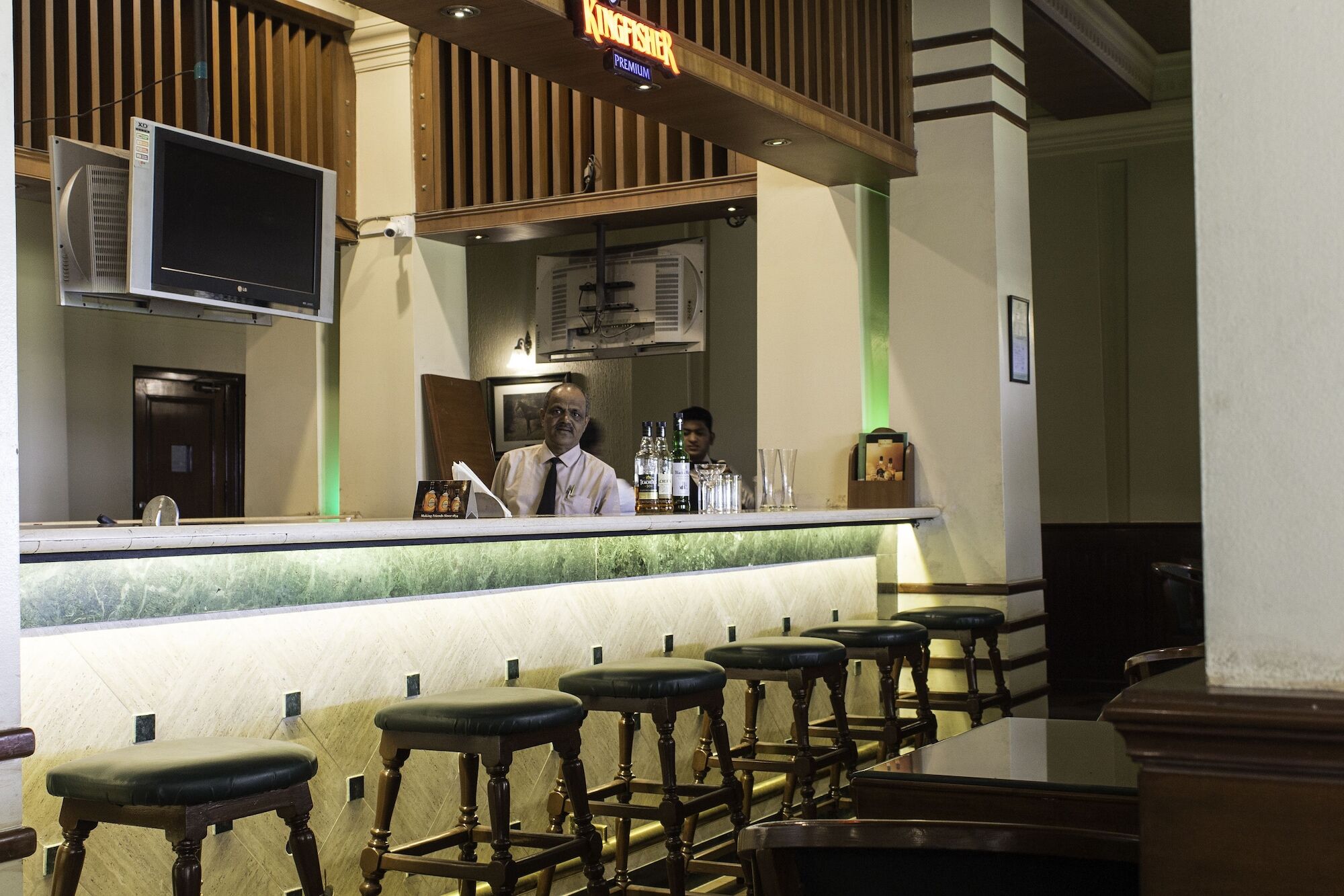 Turf Club House Otel Pune Dış mekan fotoğraf